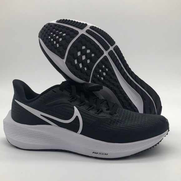 Women’s Nike Air Zoom Pegasus 39 Wide Running Shoes Blk/Wht DM0173-001 NWOB